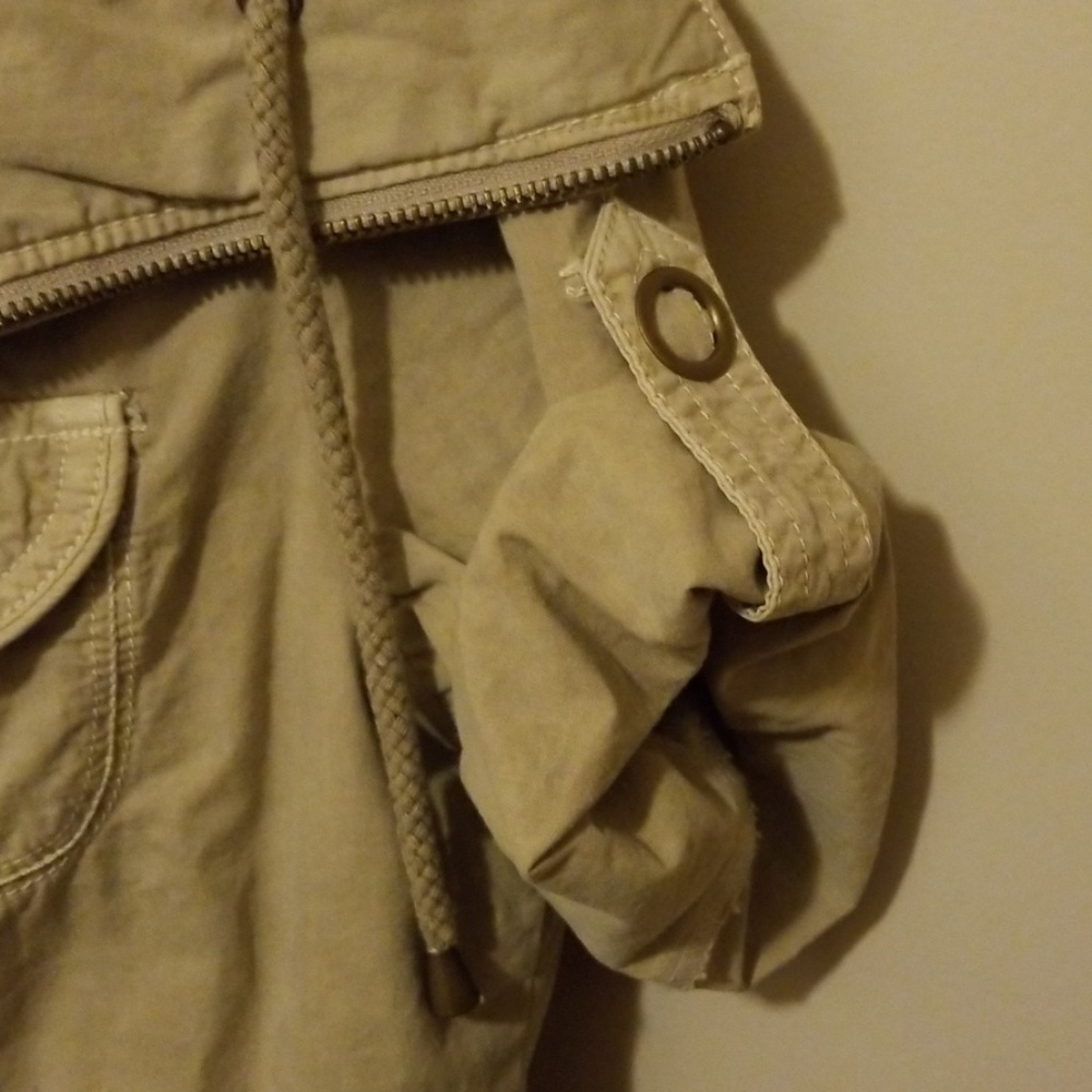 Jacket - Picture 2 of 5